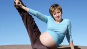 Cvičení v těhotenství – jóga a rehabilitační cvičení s fyzioterapeutkou